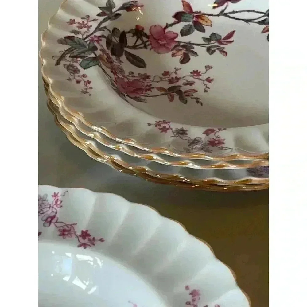 Spode Chelsea Garden Salad Bowl - Picture 6 of 14